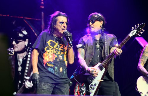 Alice Cooper&rsquo;s Ozzy Osbourne Tribute Took a Wild Turn When Johnny Depp Walked Onstage