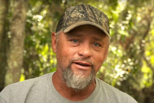 &ldquo;Swamp People&rdquo; Star Junior Edwards Dies: 'He Was One of the Greatest Alligator Hunters,' Relative Says