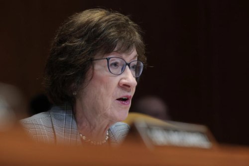 GOP Senator Fights White House Over Billions in Frozen Funds