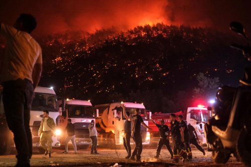 &lsquo;Apocalyptic&rsquo; Turkey wildfires spread as 14 killed in blazes sparked by record 50C heatwave