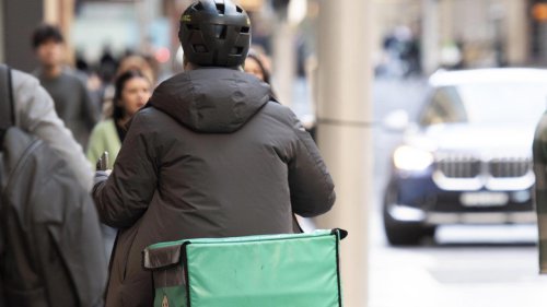 Group of Aussies headed for work crisis