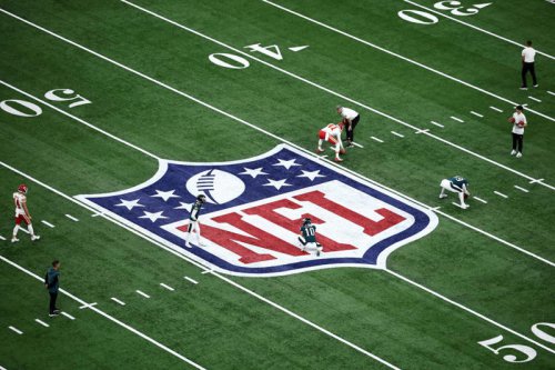 Inside the Union Mess That Threatens the NFL