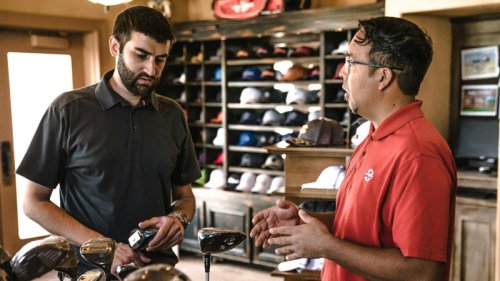Top 20+ Annoying Things Retail Workers Hate That You Do