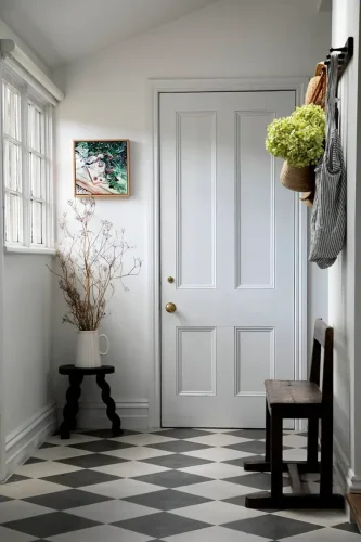 An 1840s sandstone cottage gets a wonderful new chapter