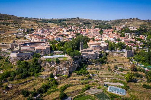 Spanish town begs tourists to visit Monday to Thursday after crowds cause &lsquo;collapse&rsquo;