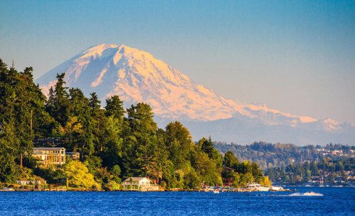 1,000 earthquakes shake massive US volcano