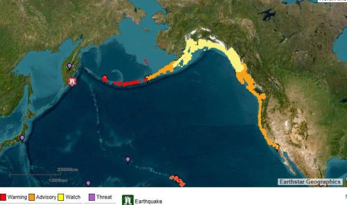 Where are tsunami warnings and watches issued in the US?