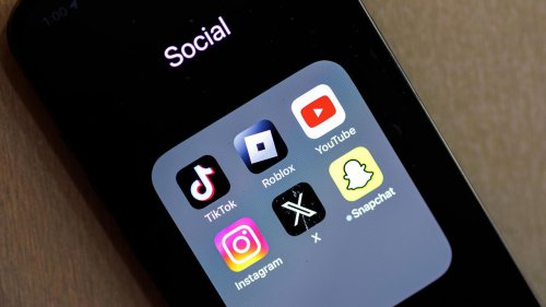 Albo&rsquo;s global plan for social media ban