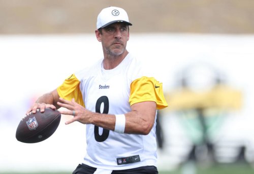 Aaron Rodgers responds to Terry Bradshaw's plea of him to 'stay in California' and 'chew on bark'
