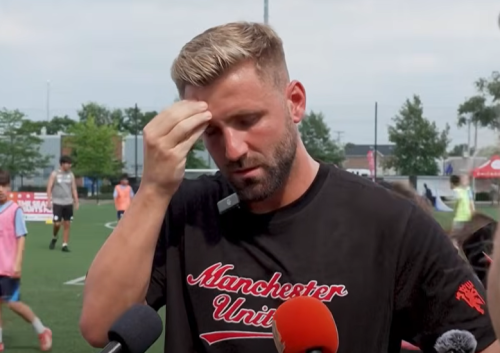 Luke Shaw takes dig at Man Utd stars frozen out