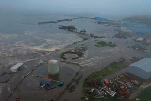 What to expect after an earthquake triggers tsunami waves
