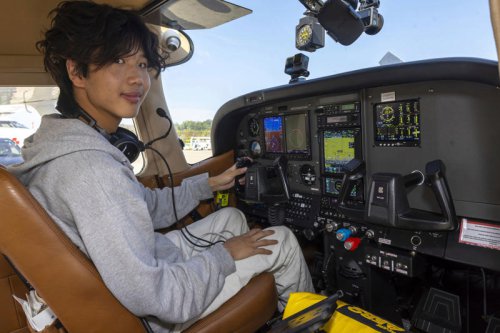 US teen pilot stranded in Antarctica after landing without permission