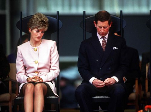 Princess Diana and Prince Charles &ldquo;Both Cried&rdquo; the Day Their Divorce Was Finalized