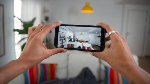 Top 10+ Smart Ways Travelers Can Spot Hidden Cameras in Hotels and Rentals