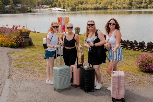 I went to an adult summer camp for women who want to make friends &mdash; and it&rsquo;s worth the $900 price tag