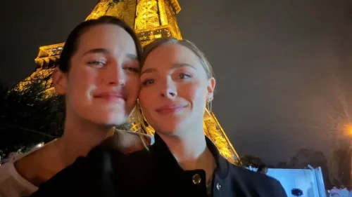 Chlo&euml; Grace Moretz &nbsp;And Kate Harrison&rsquo;s Relationship Timeline, Who Is Kate Harrison? , The Wedding Gowns: , Chlo&euml; Grace Moretz &nbsp;And Kate Harrison&lsquo;s Vintage Engagement Rings: , The After-Party Looks, Chlo&euml; Grace Moretz And Kate Harrison&rsquo;s Wedding Was A Lesson In Unique Bridal Style
