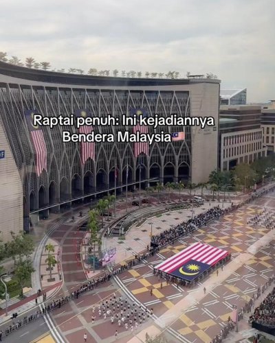Malaysians Explain To Malaysians Why The Jalur Gemilang Looks &ldquo;Upside Down&rdquo; At Merdeka Parade