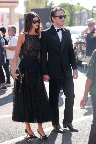 Kaia Gerber and Lewis Pullman Look Straight Out of an Old Hollywood Romance
