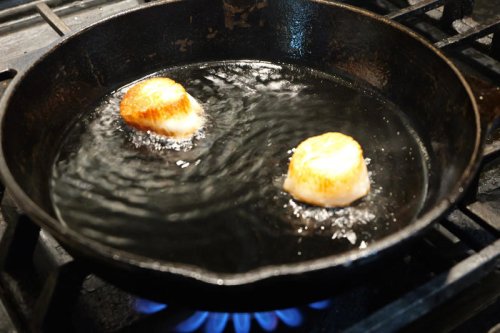The 1 Way You Should Never Cook Frozen Scallops, According to a Chef