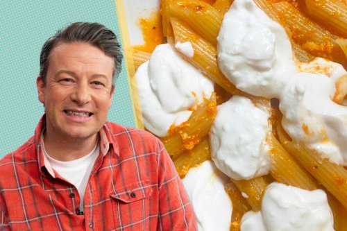 Jamie Oliver's 15-Minute, No-Cook Sauce Is What Your Busy Weeknight Needs