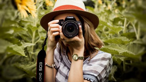 Smart Travelers Swear By These 7 Items And Skip These 7