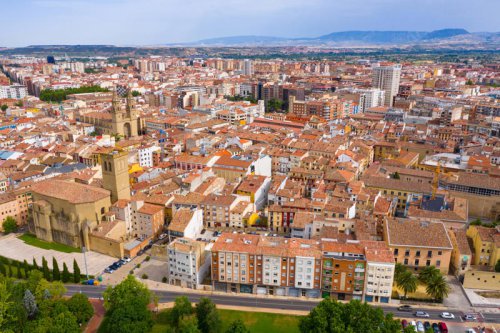 I quit my job as a lawyer and moved to Spain for a slower life. Now I run a business helping other Black women move abroad.