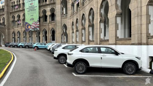 Why there are so many Honda e:N1 at this particular spot in Kuala Lumpur?