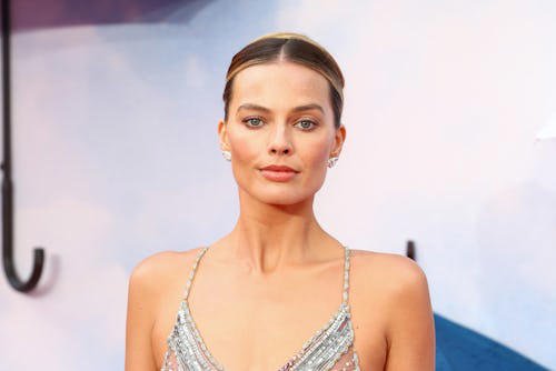 Margot Robbie Wore A Vintage Mugler Dress To 'Big Bold Beautiful Journey' Premiere