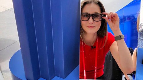 Here&rsquo;s what it&rsquo;s like to use Meta&rsquo;s new Ray-Ban Display glasses
