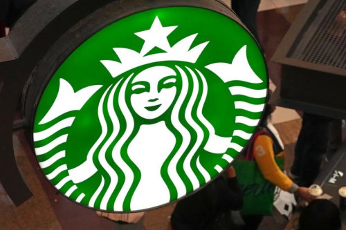 Starbucks staff sue over &lsquo;tone deaf&rsquo; dress code