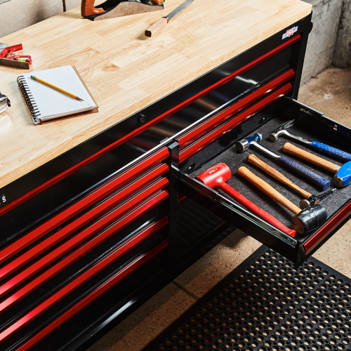 Take Your Garage From Cluttered to Clean with our Expert&rsquo;s Tips
