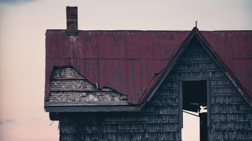 The Worst Metal Roofing Materials &mdash; And The Best Alternatives To Choose