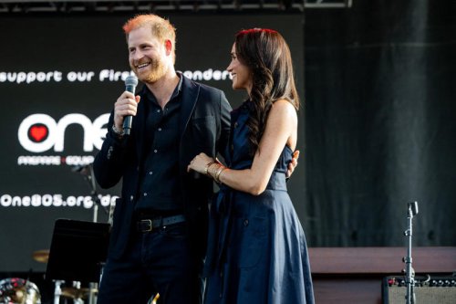 Duchess Meghan Makes a Surprise Appearance in a Carolina Herrera Shirtdress