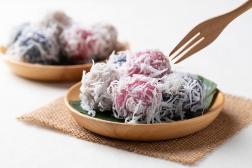 1. ขนมต้ม (ไส้มะพร้าวน้ำตาลมะพร้าว), 2. ตะโก้เผือก, 3. กล้วยบวชชี, เคล็ดไม่ลับยกระดับมูลค่าเมนูขนมไทย, แจกสูตร 3 เมนูขนมไทยโบราณ ทำง่าย ขายได้ราคาดี