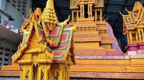 สกลนคร จัดกิจกรรม &ldquo;เยือนวิถีชน คนทำปราสาทผึ้ง&rdquo; สัมผัสมนต์เสน่ห์ก่อนงานใหญ่แห่งปี