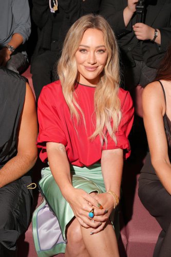 Hilary Duff Is Vibrant in an Endorphin-Inducing Color Combo at Milan Fashion Week