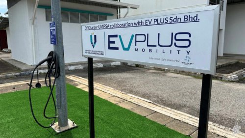 Malaysia&rsquo;s first lamp pole EV chargers are now live at UMPSA Pekan