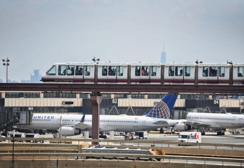 What are the best parking options for Newark Airport?