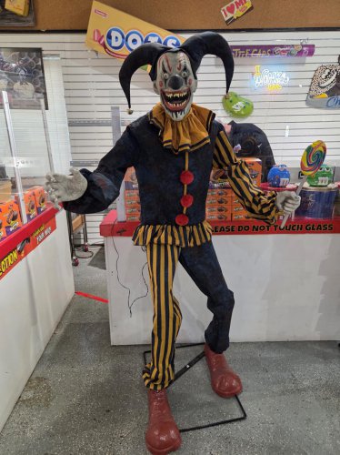 Best couture candy and retro treats at these Palm Beach County Halloween stores