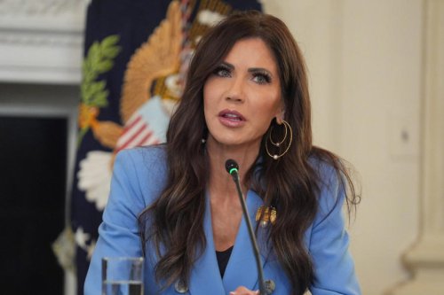 Two Arkansas airports not showing Noem video blaming Democrats for government shutdown
