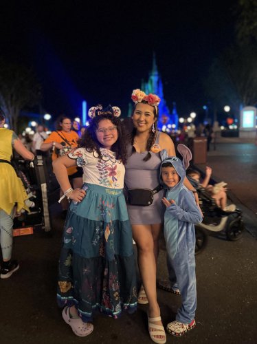 A Disney World hack for free stuff? &lsquo;Buy Nothing&rsquo; groups.