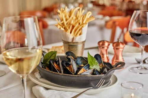 Milwaukee&rsquo;s most romantic restaurants for every kind of date night