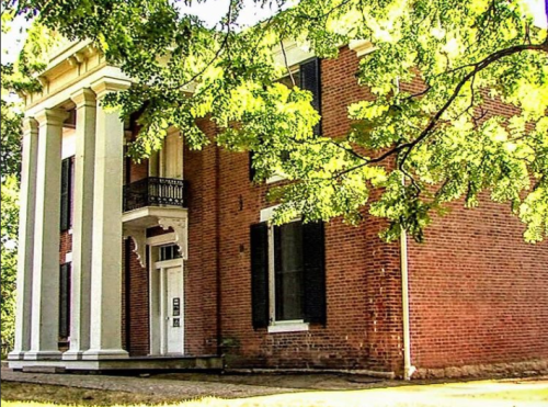 Spooky Season in Kansas City: Haunted houses &amp; historic haunts
