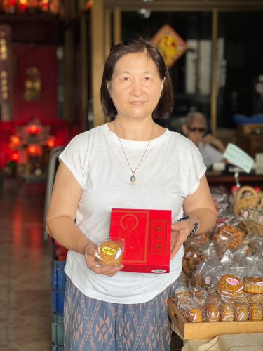 &ldquo;ย่งเซ้ง&rdquo; ขนมไหว้พระจันทร์สูตรโบราณ 50 ปี รสไม่หวานจัด ออเดอร์แน่นทุกเทศกาล