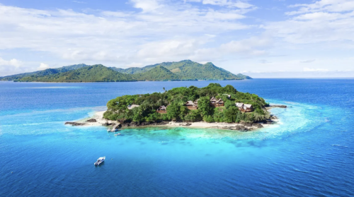 A Lavish Private Island Resort, Top Leaf-Peeping Hotels And More Travel News