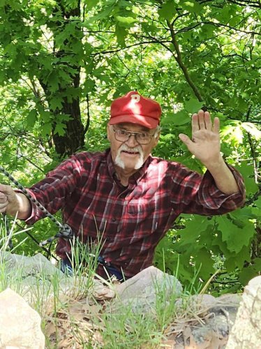 The 84-year-old man who died at Devil's Lake was a legendary figure in Midwest rock climbing