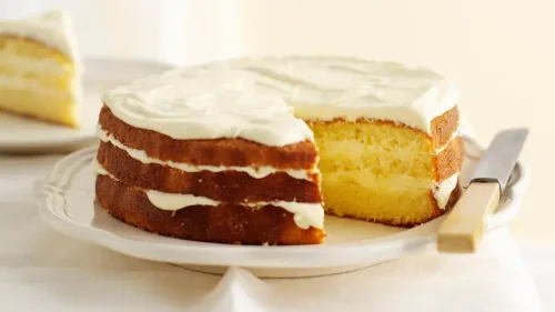 Lemon layer cake with lemon mascarpone frosting