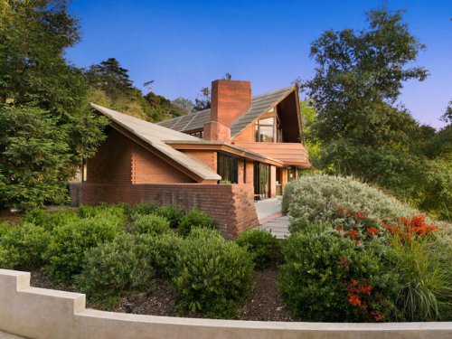 Look Inside Diane Keaton&rsquo;s Former Midcentury-Modern Home, Designed By Frank Lloyd Wright's Son