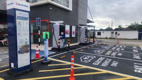 TNB Electron Petron Makmur Gambang Jaya 2 EV chargers are now online: Free charging for a limited time