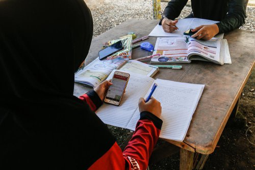To ban or not to ban: Should Malaysia restrict smartphones and social media for youths under 16?